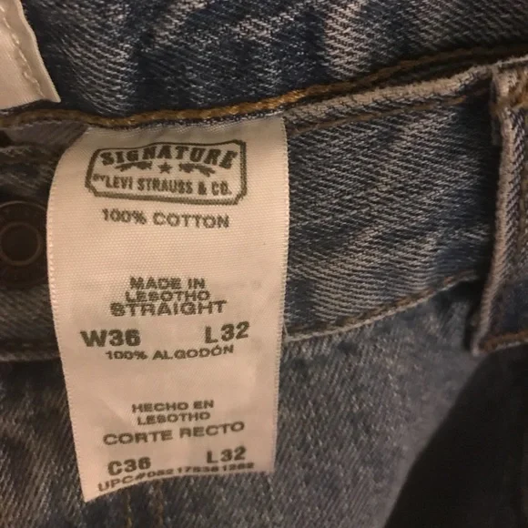 Men’s Levi Strauss Blue Jeans - Picture 1 of 2
